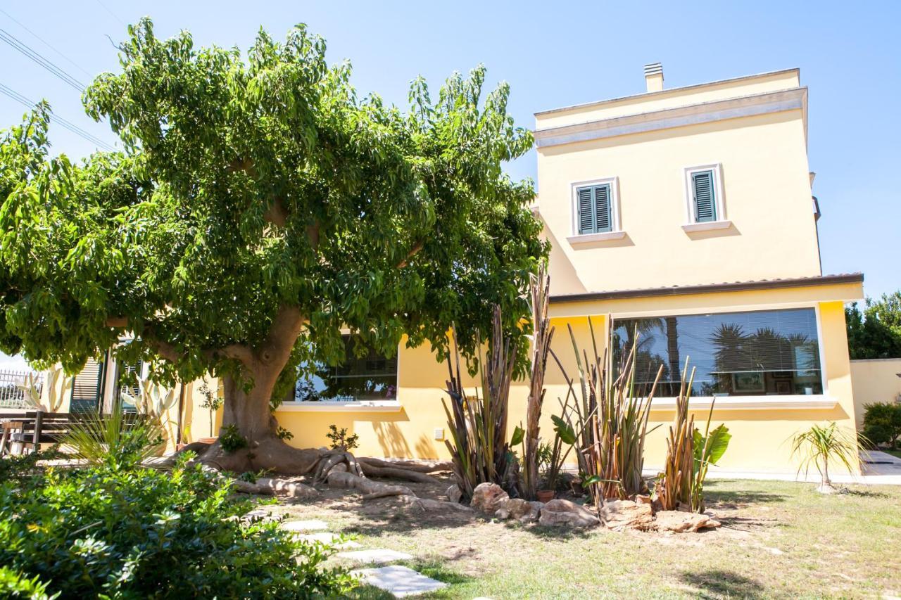 B&B I Tre Ulivi Salice Salentino Exterior foto